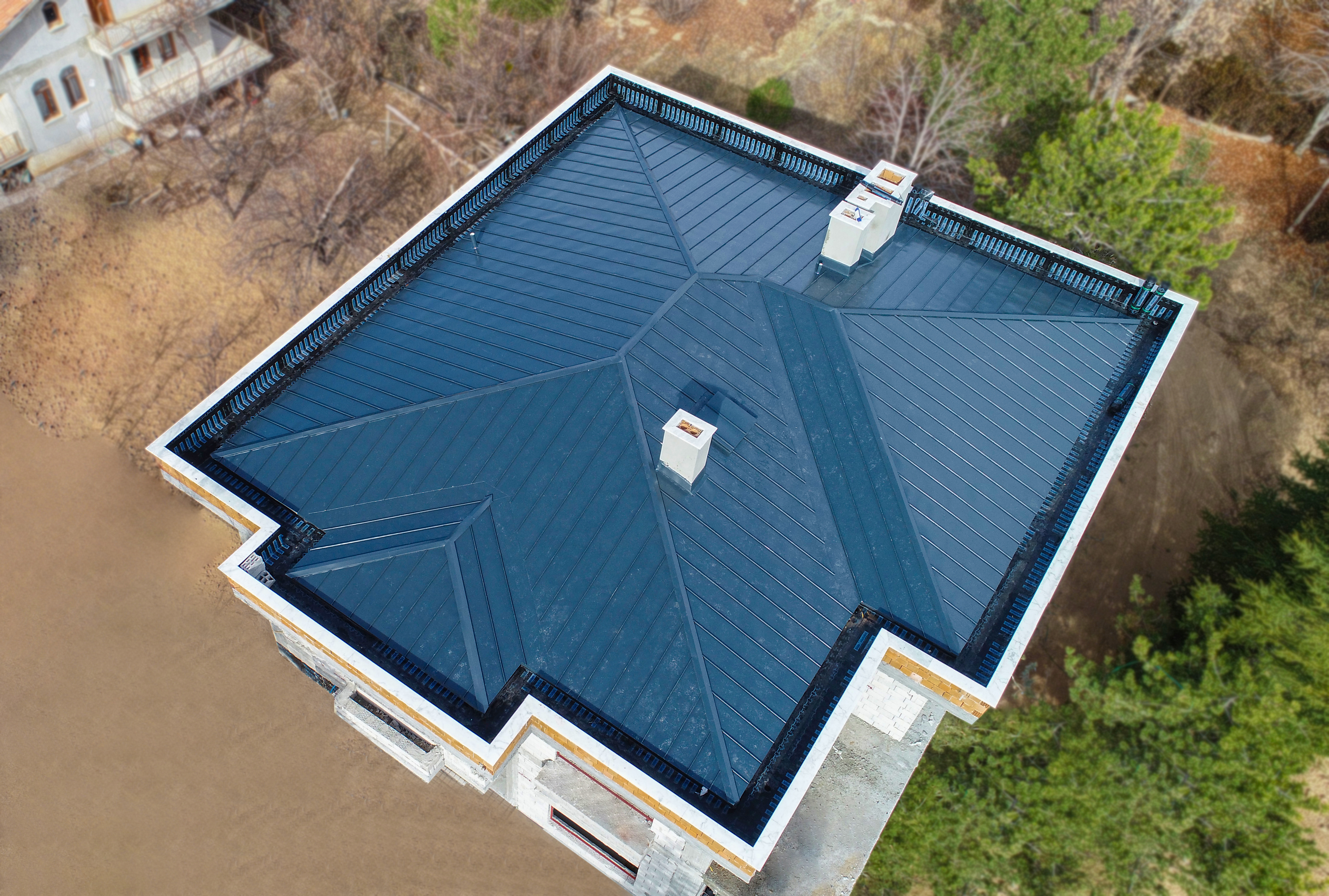 Titanyum Çinkonun Kenetli Çatılar Açısından Önemi